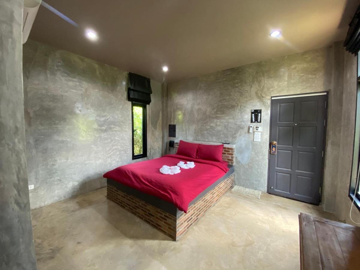 ホテル The Loft House Sakaeo Watthana Nakhon エクステリア 写真