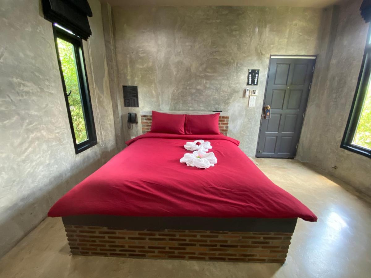 ホテル The Loft House Sakaeo Watthana Nakhon エクステリア 写真