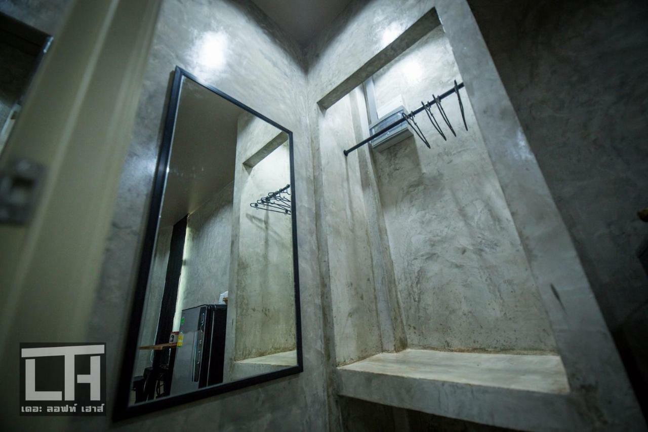 ホテル The Loft House Sakaeo Watthana Nakhon エクステリア 写真