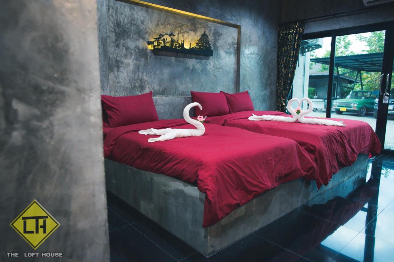 ホテル The Loft House Sakaeo Watthana Nakhon エクステリア 写真